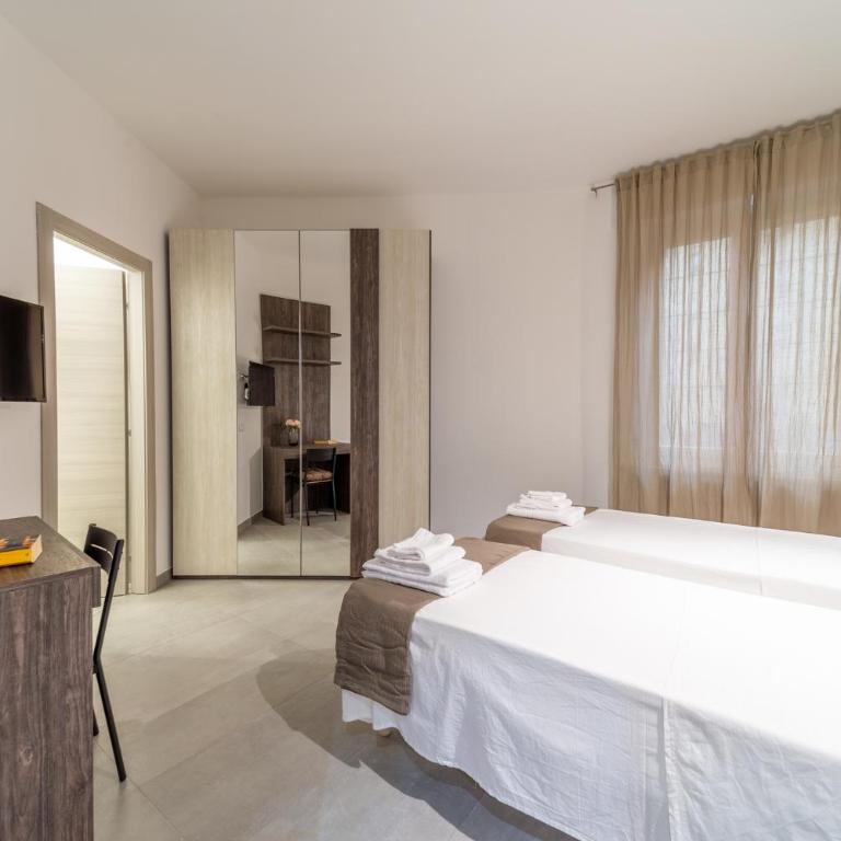 Residenza Digione - Camera Matrimoniale/Doppia con Letti Singoli con Bagno - 1