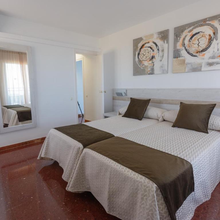 Beach Family Apartments - Suite with Sea View - 9
