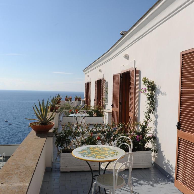 Hotel Dimora Fornillo - Camera Tripla Superior con Vista Mare - 12