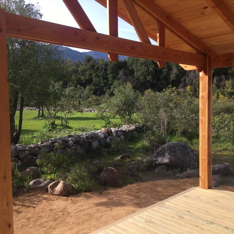 Los Quenes River Lodge - Family Room with Mountain View - 3