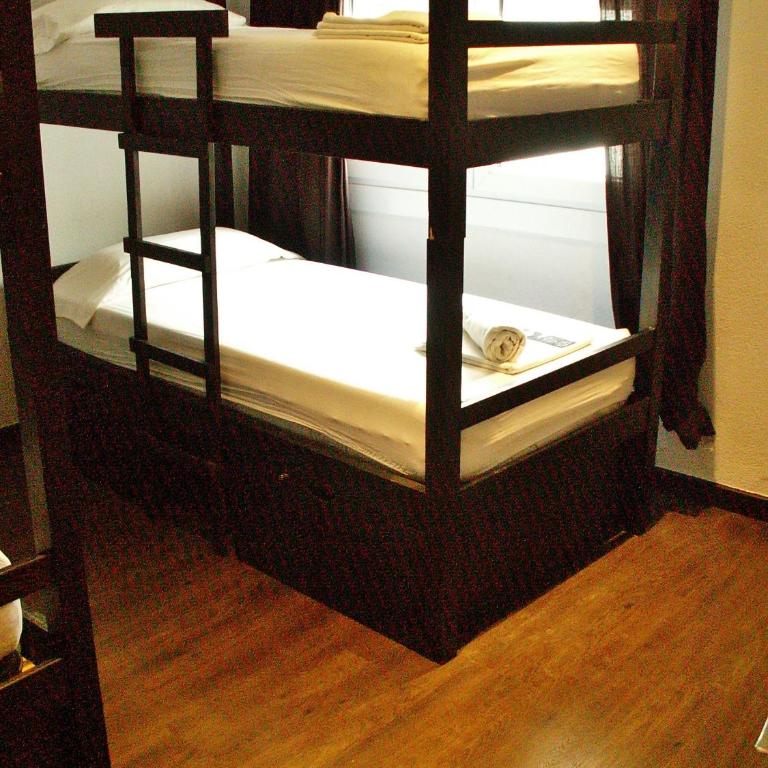 Oasis Backpackers' Toledo - Habitación Compartida (4 adultos) - 1