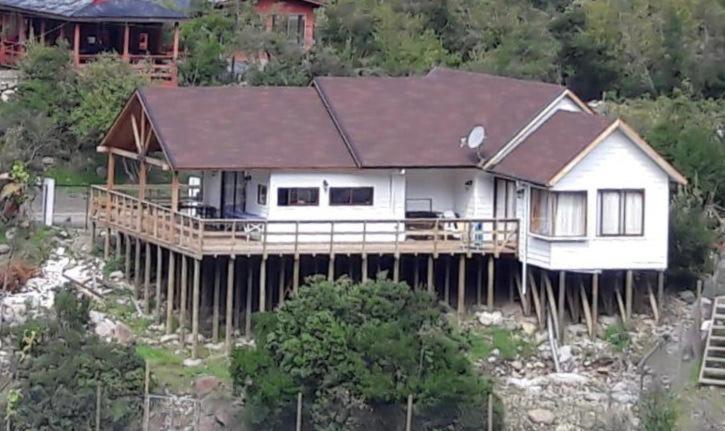 Los Quenes River Lodge - Deluxe Family Suite - 1