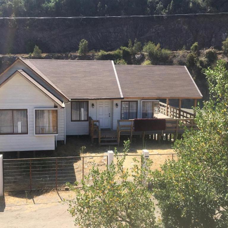 Los Quenes River Lodge - Deluxe Family Suite - 11