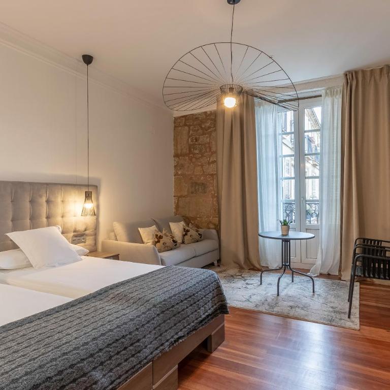 Habitaciones Apartamento B&B Plaza Nueva 8 - Double Room with Balcony - 1