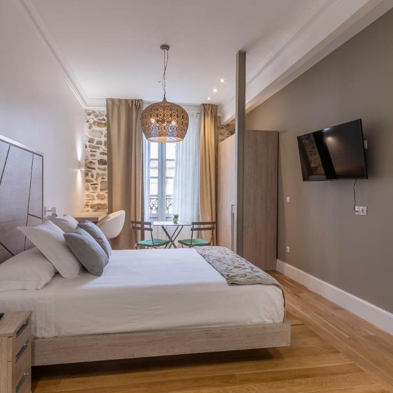 Habitaciones Apartamento B&B Plaza Nueva 8 - Double Room with Balcony - 9