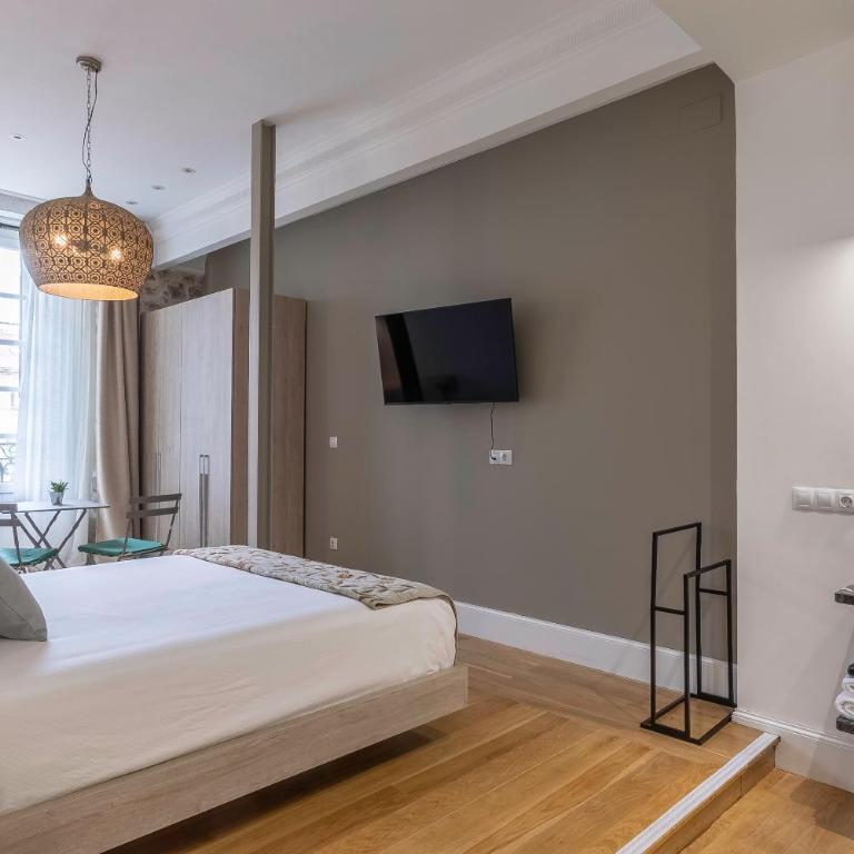 Habitaciones Apartamento B&B Plaza Nueva 8 - Double Room with Balcony - 10