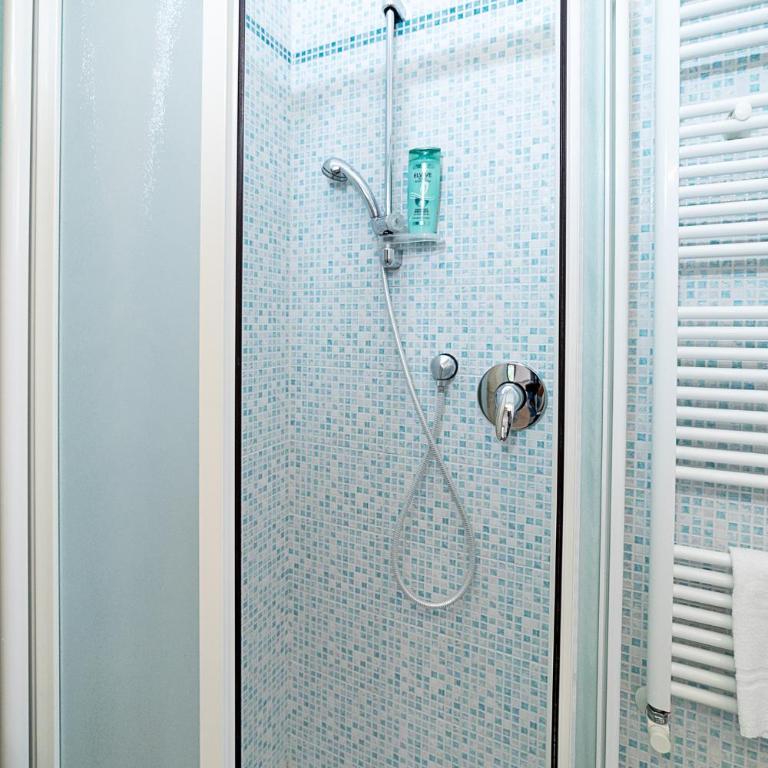 APARTMENTS BLUE VIEW - Residence Casetto Bardolino - Regarda Travel - Appartamento con Vista Lago - 7
