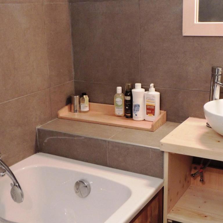 Chalet cosy près du centre, Wifi, Parking, 6 pers. - FR-1-598-16 - Chalet (6 Adulti) - 6