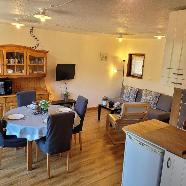 T3 duplex lumineux, proche pistes, parking, Wi-Fi - FR-1-598-23 - Appartamento (5 Adulti) - 1