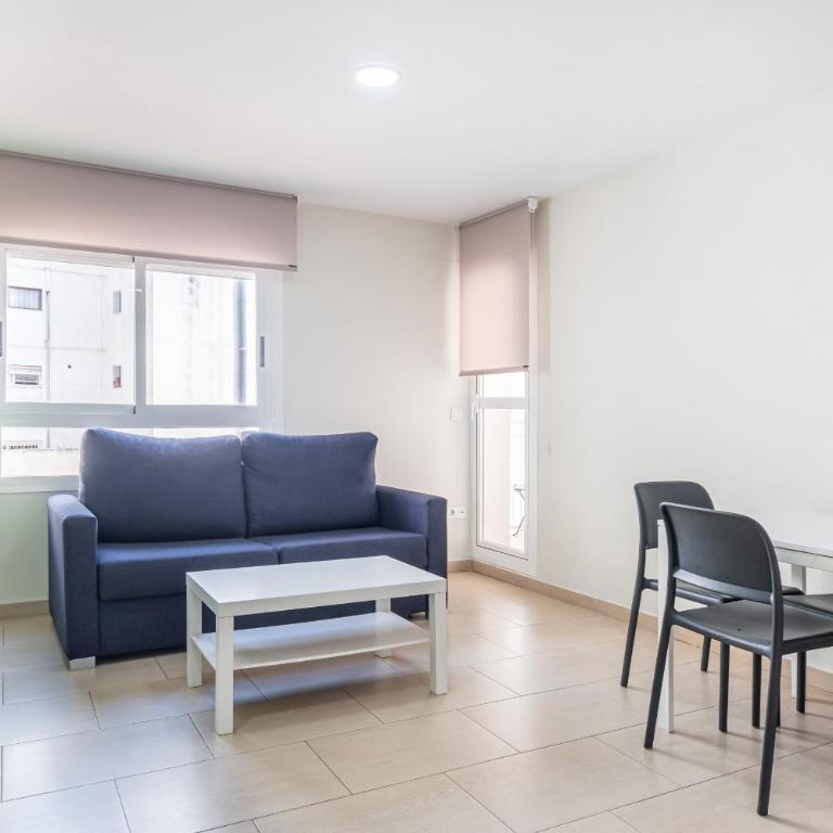 Apartamentos La Rosita Old Town - Apartamento con balcón - 7