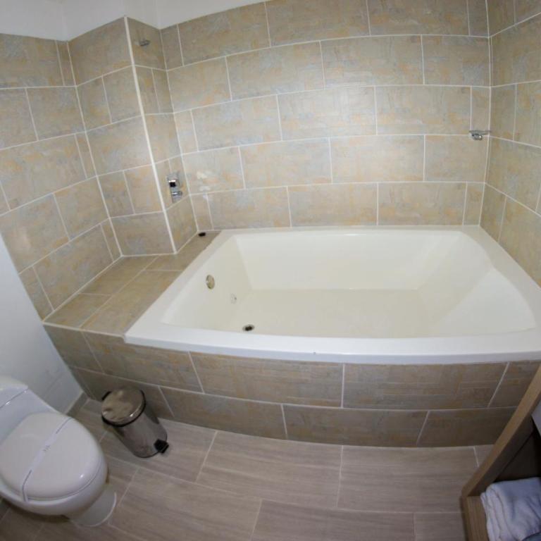 Hotel Boutique Laureles Medellin (HBL) - Suite Junior Deluxe - 12