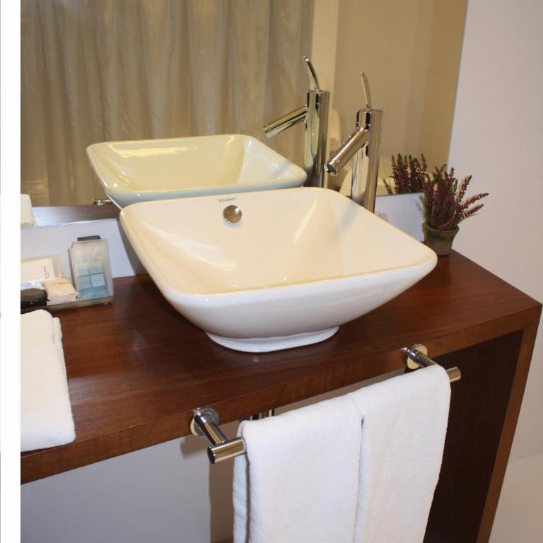 Hotel del Prado - Quadruple Room - 1