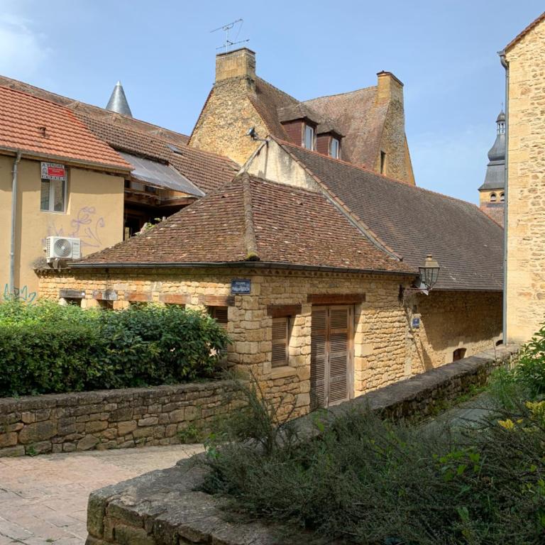 Résidence Beauvau - Numéro 6 - Centre de SARLAT - Appartement 2 Chambres - 34