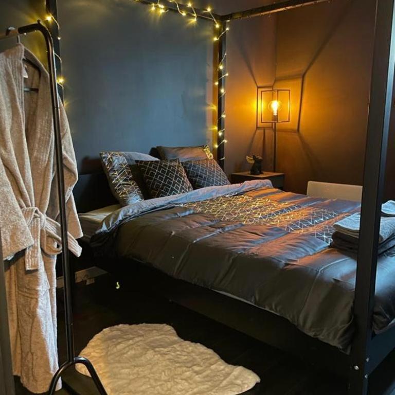 T2 rénové, jaccuzi, sauna, sièges massants, jardin, parking, métro - Apartment mit 1 Schlafzimmer - 7