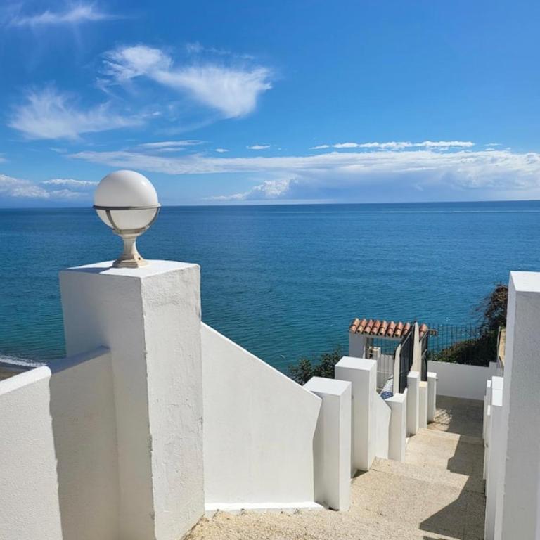 Amazing frontline sea views Studio apartment Castillo Del Vigia Torremolinos - Estudio Doble Deluxe - 13