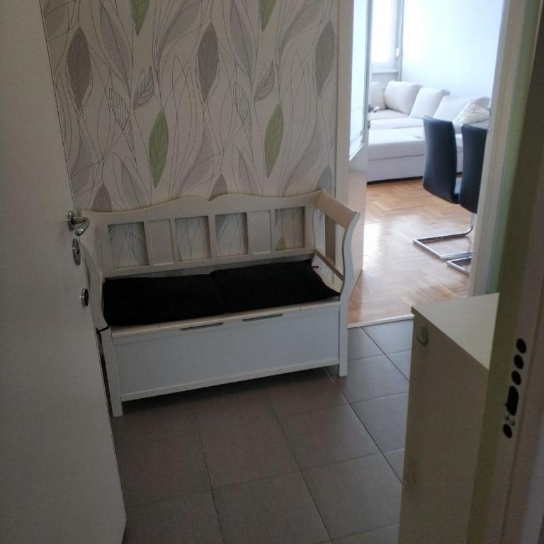 Alexplatz Danube View - One-Bedroom Apartment - 13