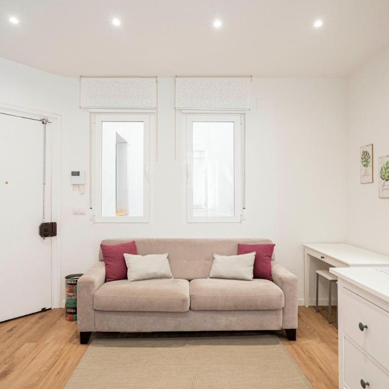 Quiet and cosy flat in N. Salamanca - One-Bedroom Apartment - 11