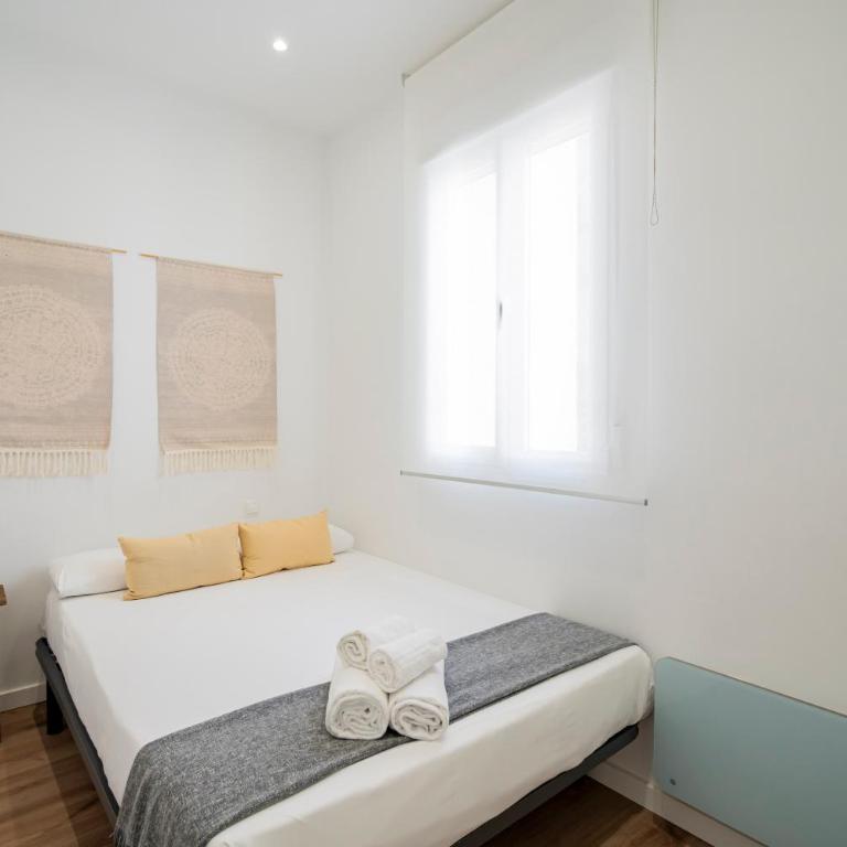 Quiet and cosy flat in N. Salamanca - One-Bedroom Apartment - 18