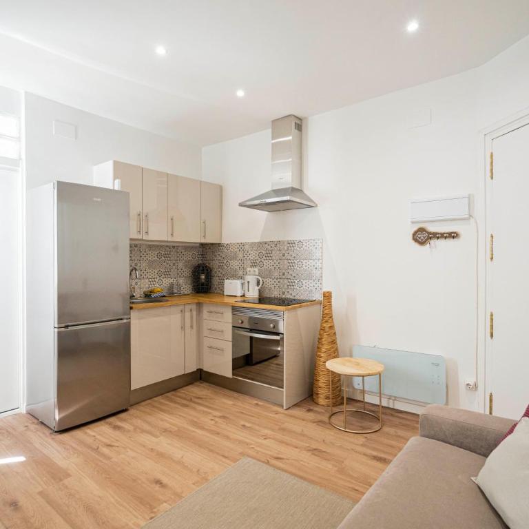 Quiet and cosy flat in N. Salamanca - One-Bedroom Apartment - 20