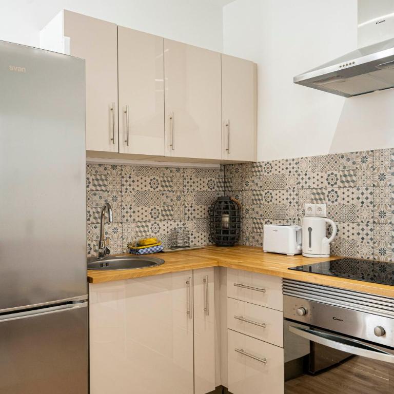 Quiet and cosy flat in N. Salamanca - One-Bedroom Apartment - 21