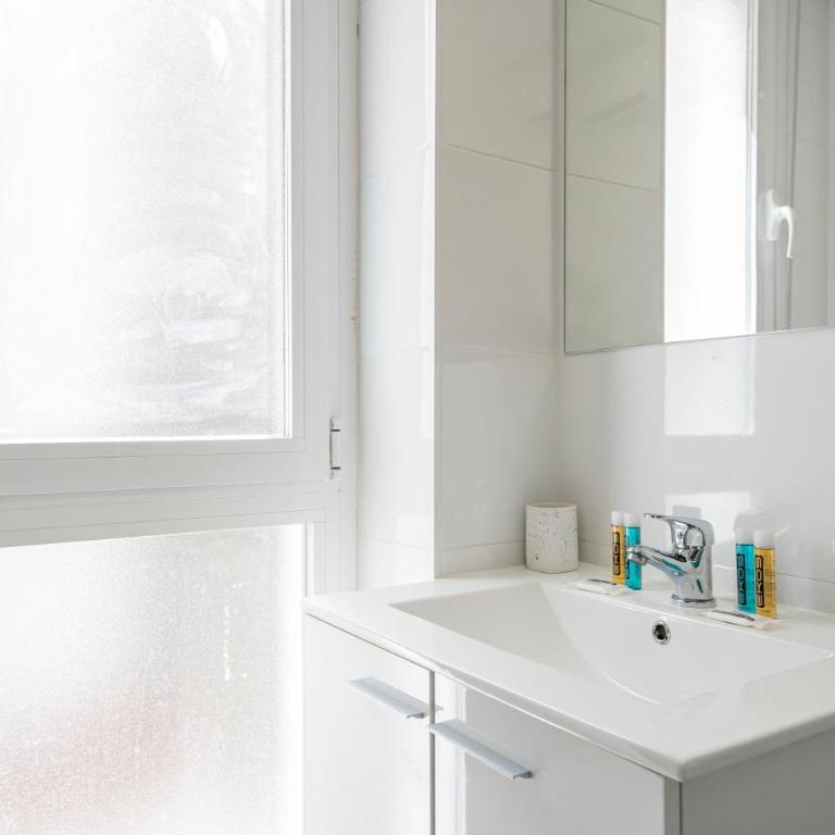 Quiet and cosy flat in N. Salamanca - One-Bedroom Apartment - 23