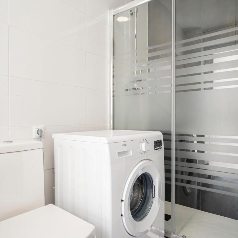 Quiet and cosy flat in N. Salamanca - One-Bedroom Apartment - 24