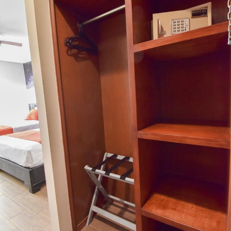 Hotel Tötem Guadalajara - Habitación Estándar - 1 cama grande - 6