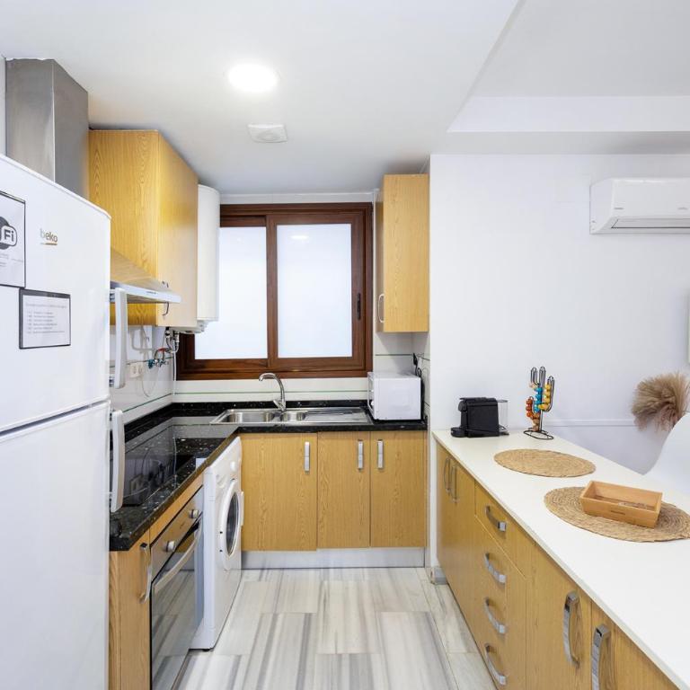 Grace Apartments - 3 bedroom City Centre - Three-Bedroom Apartment - 38