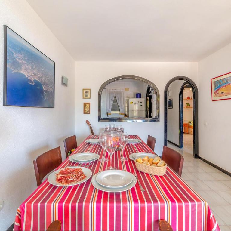 2 Bedroom Gorgeous Apartment In Miami Platja - Apartamento de 2 dormitorios - 11