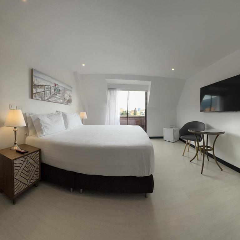 Suites 109 GH Usaquén - Suite con cama extragrande - 2