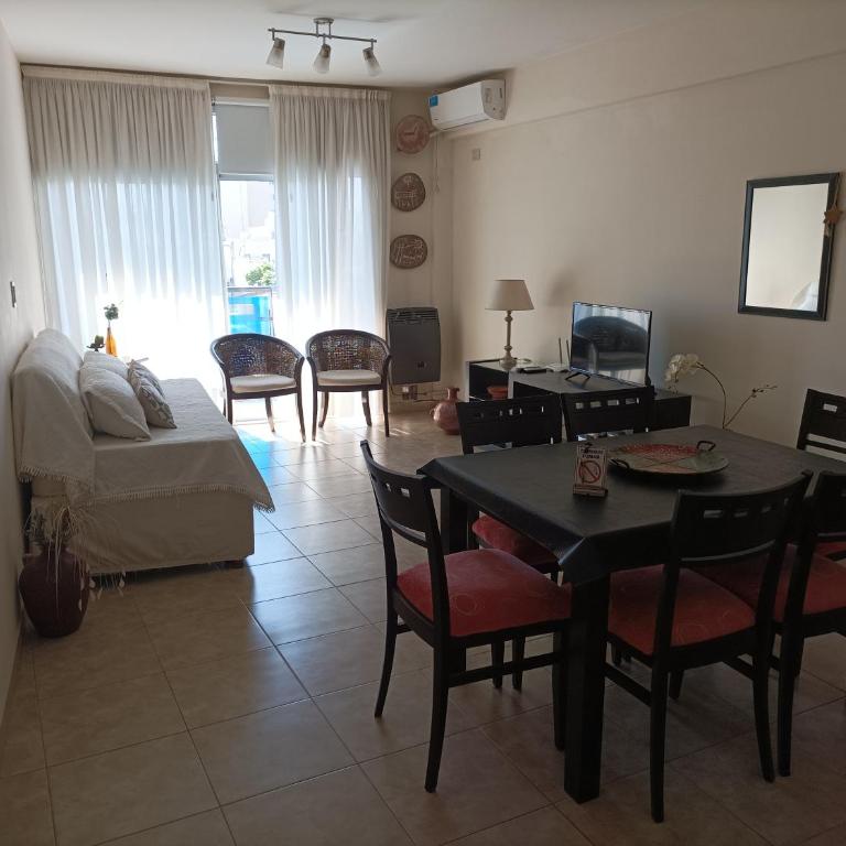 Opción B - One-Bedroom Apartment - 2