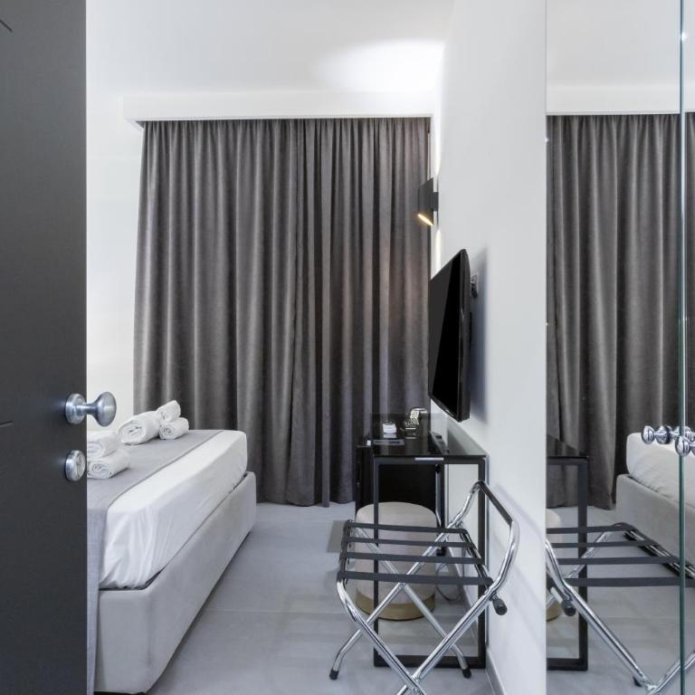 Suite Palermo Apartment - Small Double Room - 9