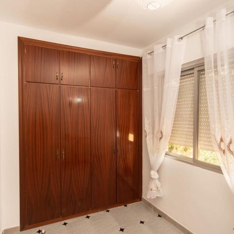 Precioso piso de 3 dormitorios, cocina y 1 baño - Apartamento de 3 dormitorios - 18