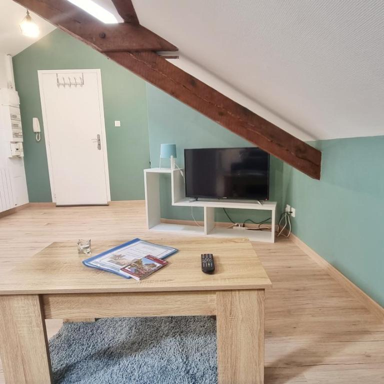 2 Charmants logements * CHARMANT GITE COLMAR * - Appartement 1 Chambre - 37