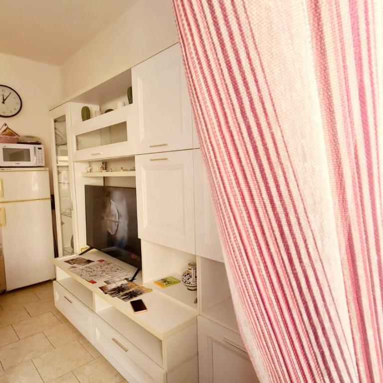 Pisa City Home - One-Bedroom Apartment - 10