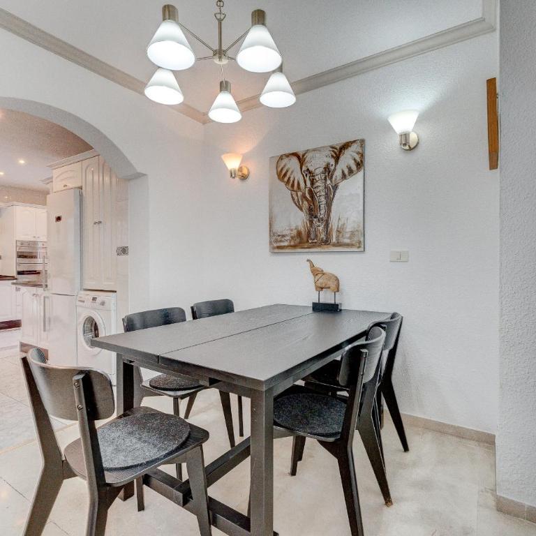 Marvelous holiday home - villa La Caleta - Villa - 17
