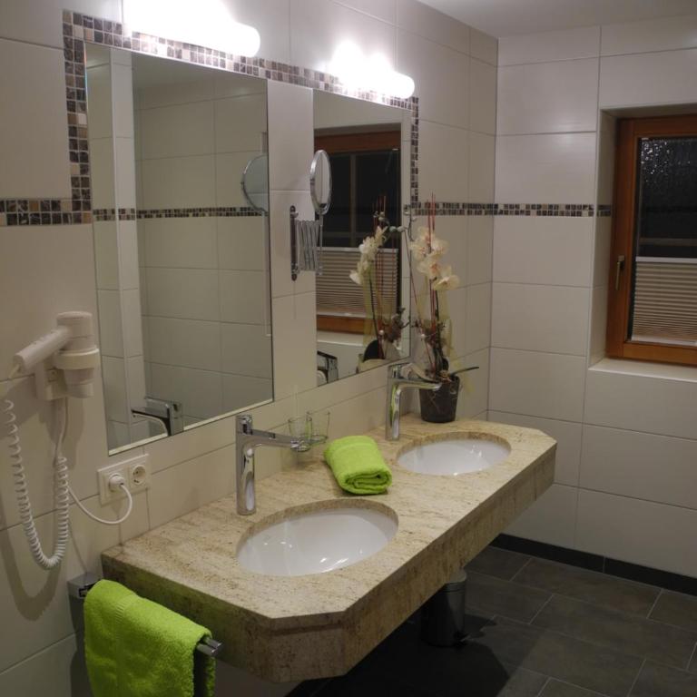 Haus Schatzbergblick - Apartment mit 2 Schlafzimmern - 3