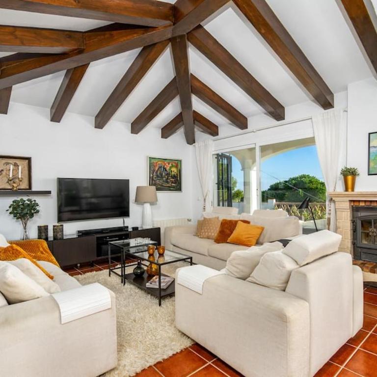Urb Villa with pool by Costarentals- Ref 139 - Villa - 1