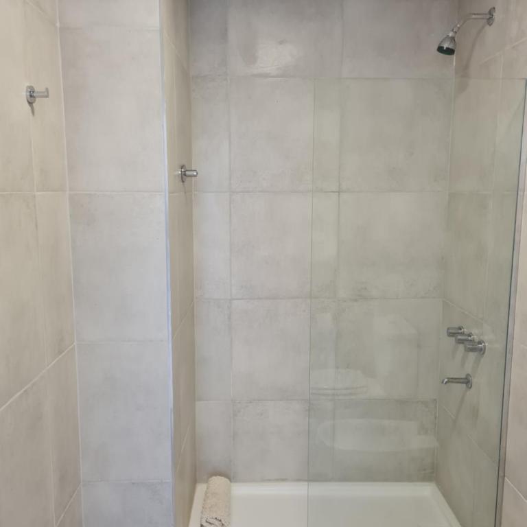 Moderno departamento en Mendoza con cochera - Apartamento de 1 dormitorio - 39