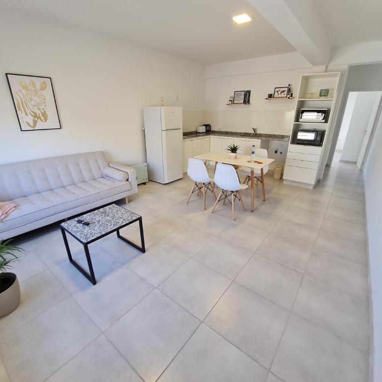 Moderno departamento en Mendoza con cochera - Apartamento de 1 dormitorio - 64