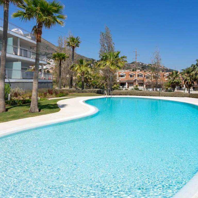 Sunny terrace with Jacuzzi by Costarentals- Ref 26 - Apartamento de 3 dormitorios - 29