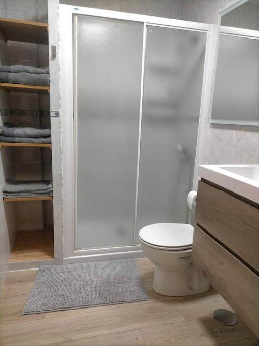 luminoso duplex en Las Canteras (Surf Zone) - Two-Bedroom Apartment - 2