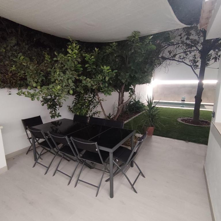 Casa de la Ilusión - Four-Bedroom House - 26
