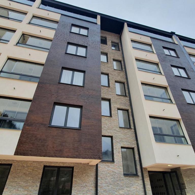 Apartmani Premium Jahorina Snjezna Dolina - Apartment with Terrace - 4