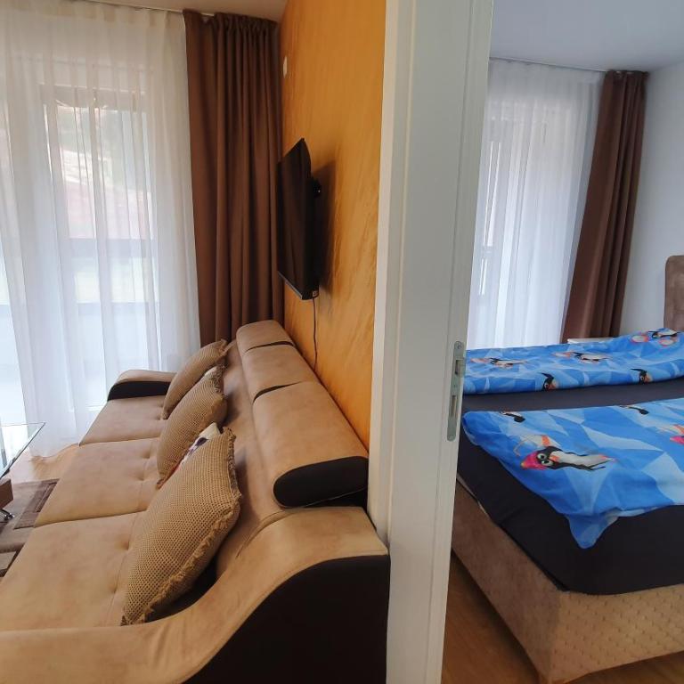 Apartmani Premium Jahorina Snjezna Dolina - Apartment with Mountain View - 5