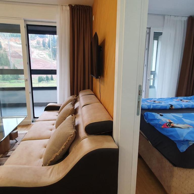 Apartmani Premium Jahorina Snjezna Dolina - Apartment with Mountain View - 10