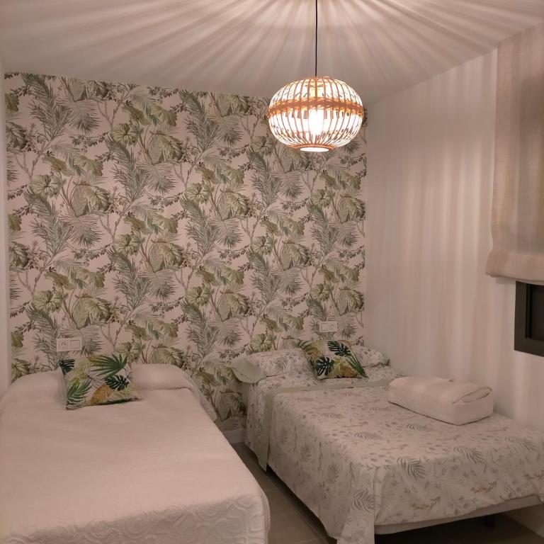 URBAN holidays - Two-Bedroom Apartment - 7