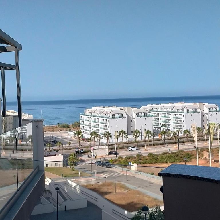 URBAN holidays - Two-Bedroom Apartment - 1