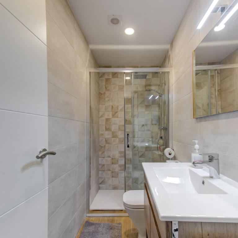 Apartamentos Menorá - Apartamento de 2 dormitorios con terraza privada - 13