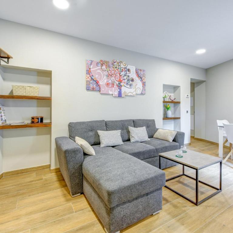Apartamentos Menorá - Apartamento de 2 dormitorios con terraza privada - 2